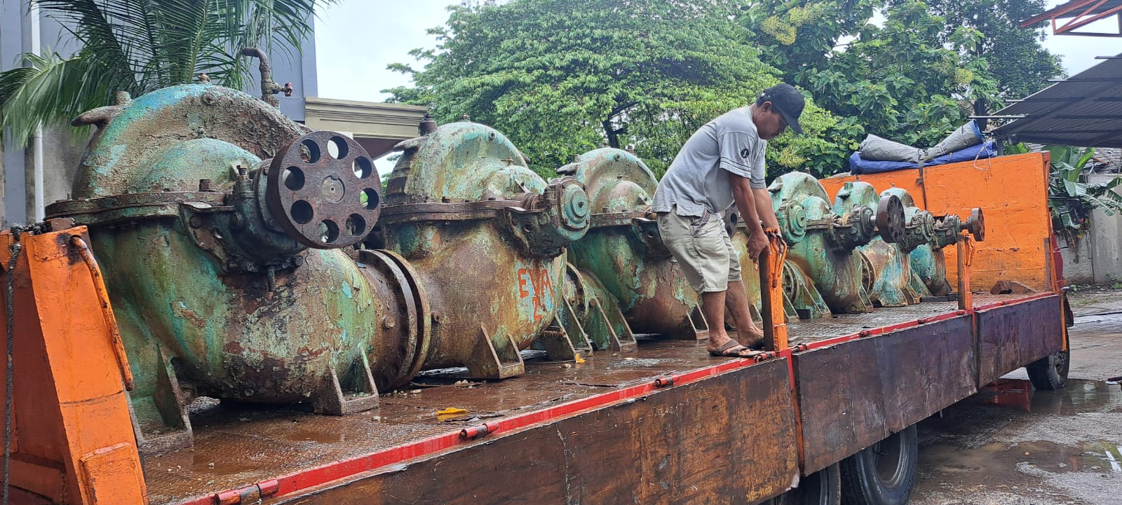 Pompa sebelum reconditioning